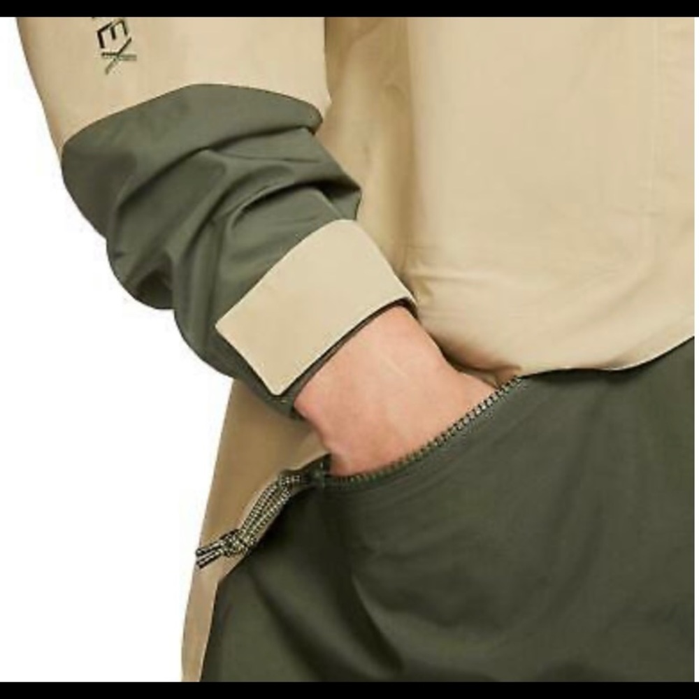 Nike Men’s ACG GORE-TEX jacket (khaki) - Picture 4 of 6